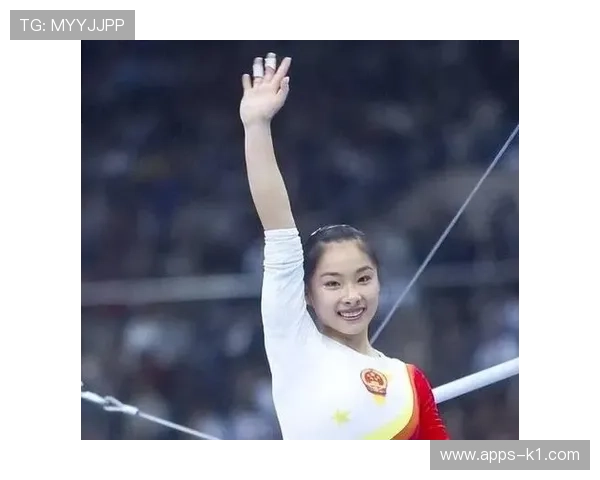 刘璇健身房里倒是拼，出门却像刚睡醒的网红 阅读全靠化妆点亮脸色