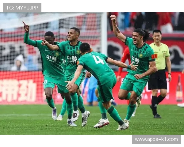 国安近期节奏混乱问题显现，攻防转换效率与中场控制力面临考验