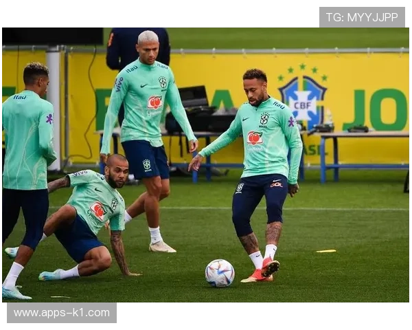 护腿板规则：为什么球员必须佩戴，裁判如何检查合规性？